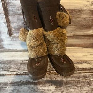 Women's Winter Boots with Faux Fur Trim
